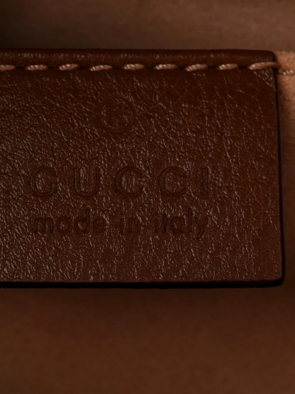 Gucci Diana Small Tote - Picture 5 of 7